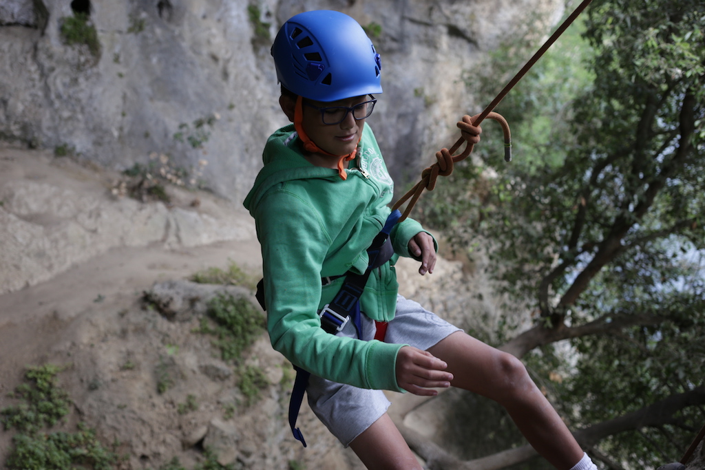 Village Camps International Summer Camp Ard&egrave;che, France 2019-07-26 https://www.villagecamps.com/journals_admin/images/2225-3041-R1Climbin6 copy.jpg